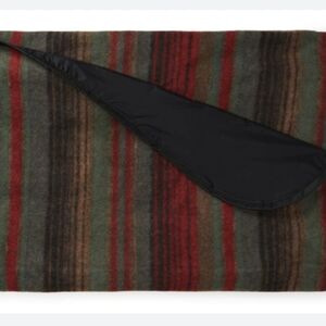 LLBEAN waterproof outdoor blanket